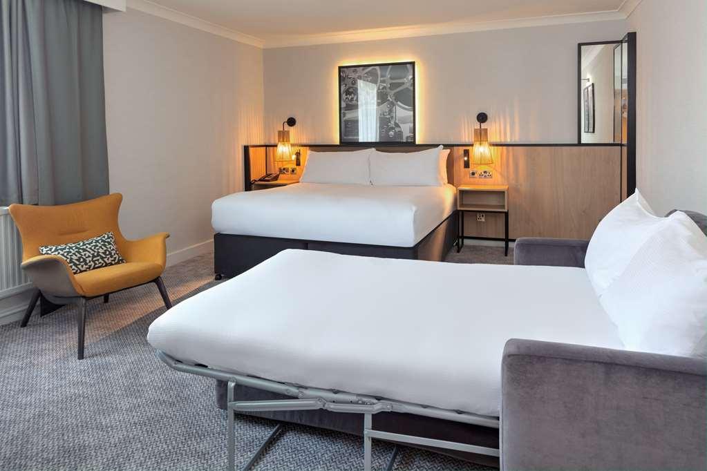 Готель Doubletree By Hilton London Elstree Боргемвуд Номер фото