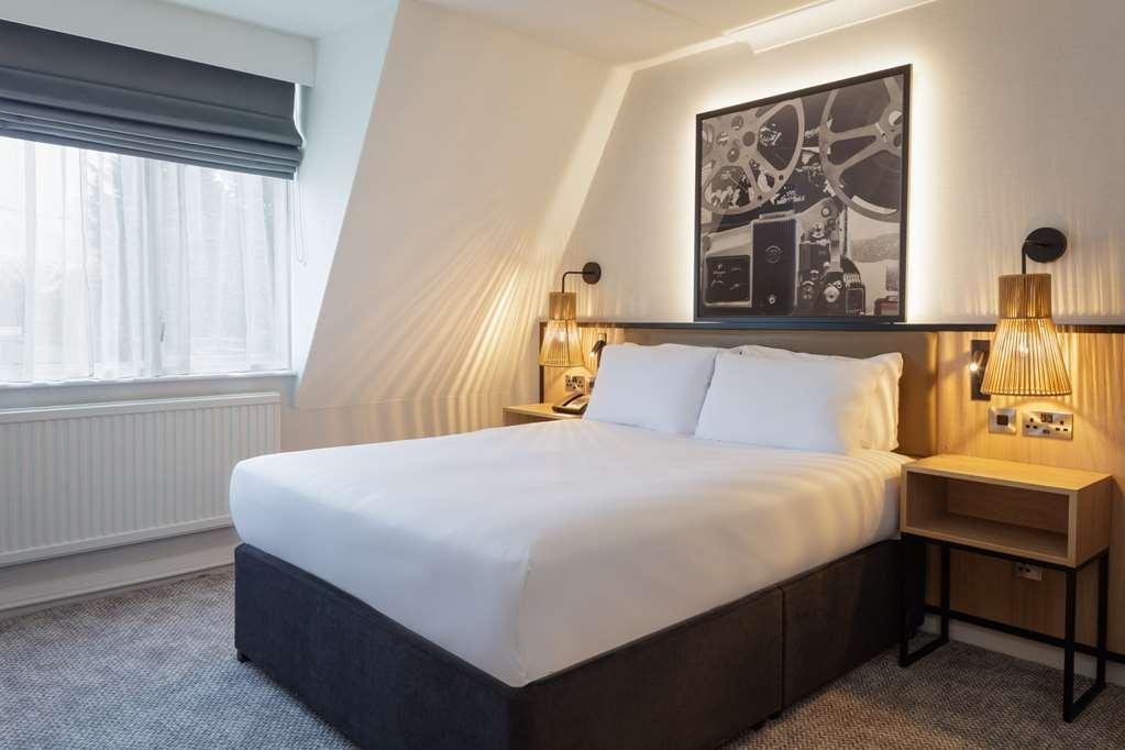 Готель Doubletree By Hilton London Elstree Боргемвуд Номер фото